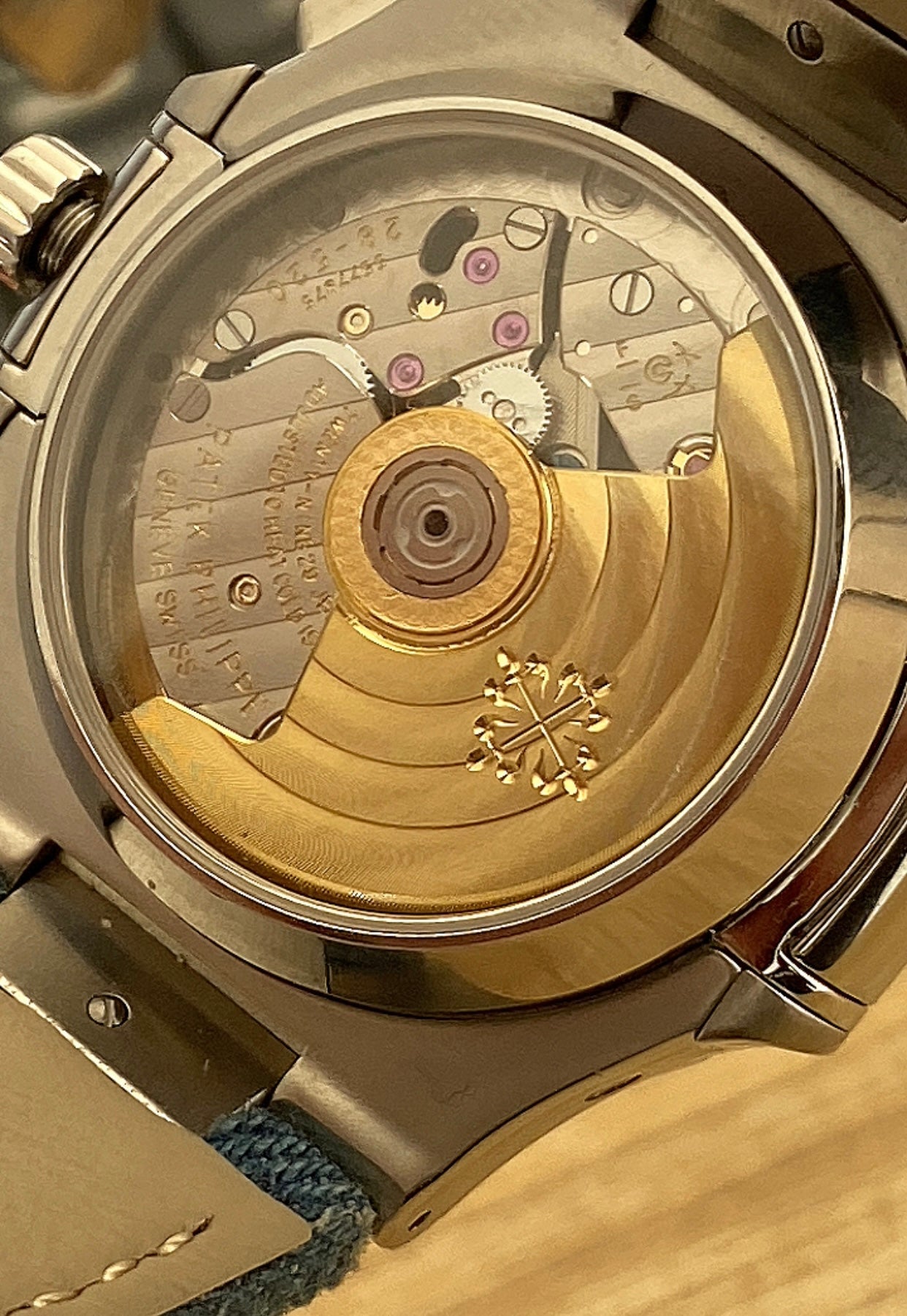 40.5 mm باتيك فيليب نوتلس كرونوجراف- كلين طبق الاصل ماكينة سويسري - قطعة واحدة