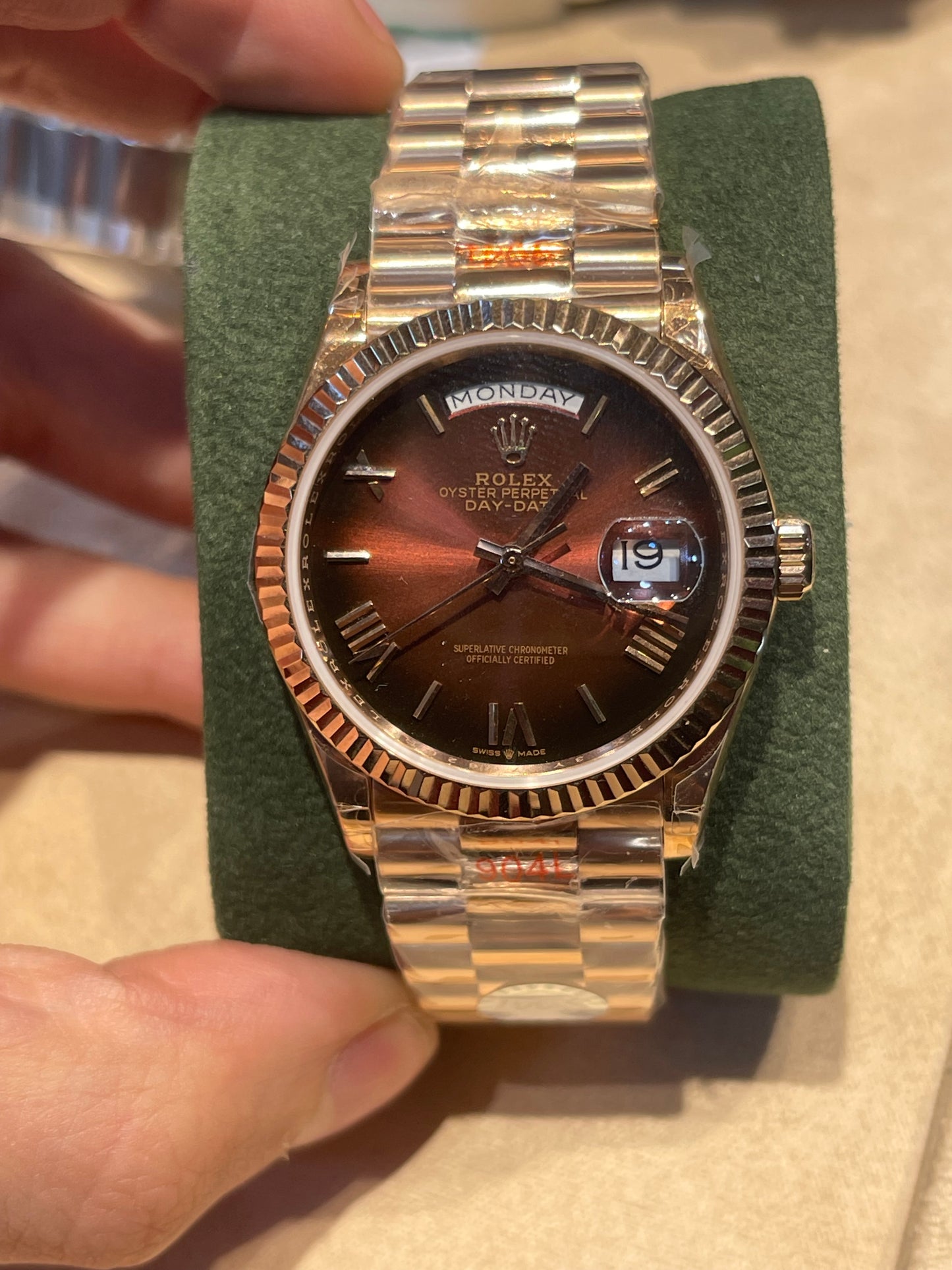 رولكس داي ديت كلين روز جولد سير بريزيدنشل