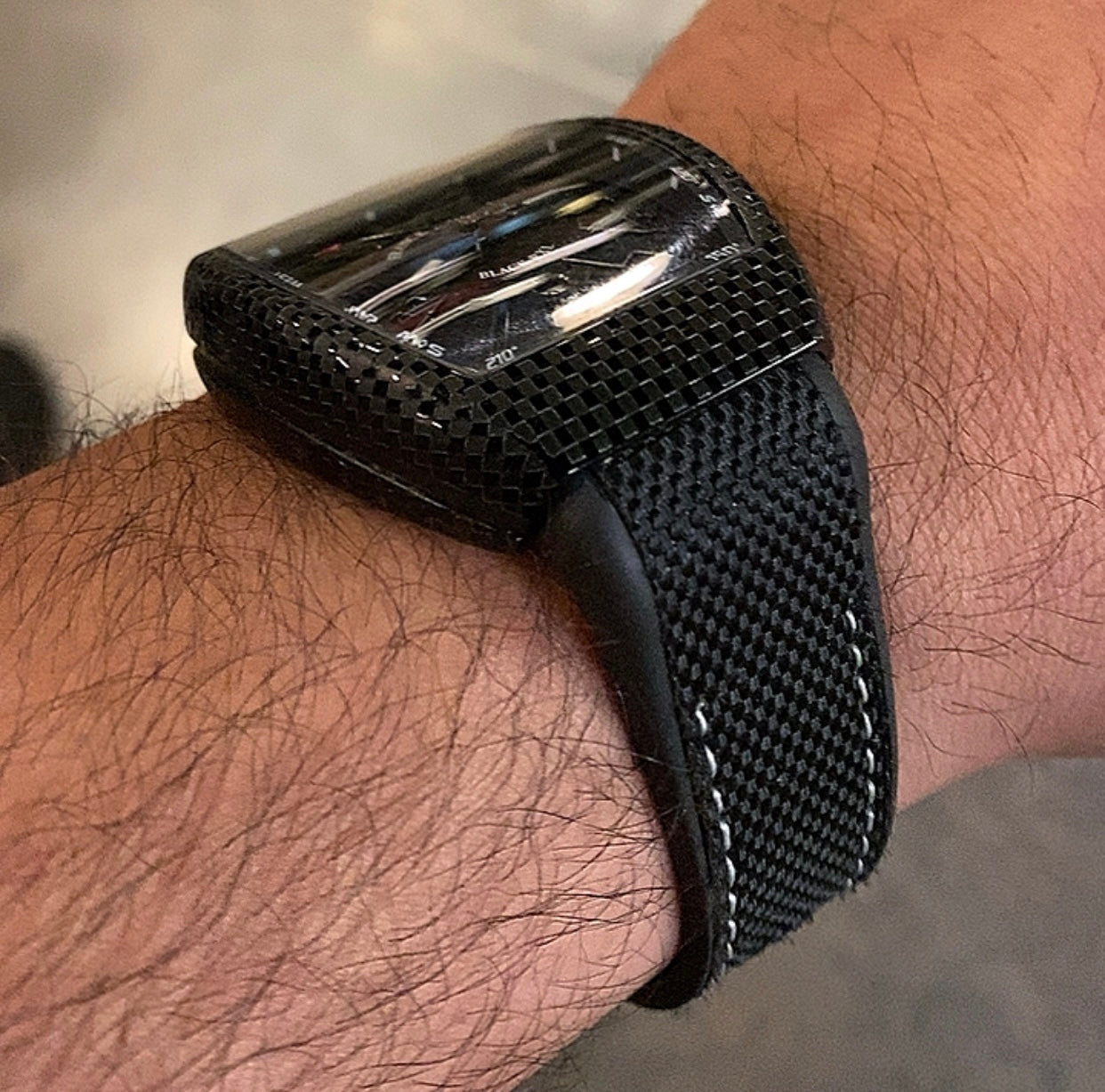 فرانك مولر كاربون فايبر- حبة واحدة كلين طبق الأصل