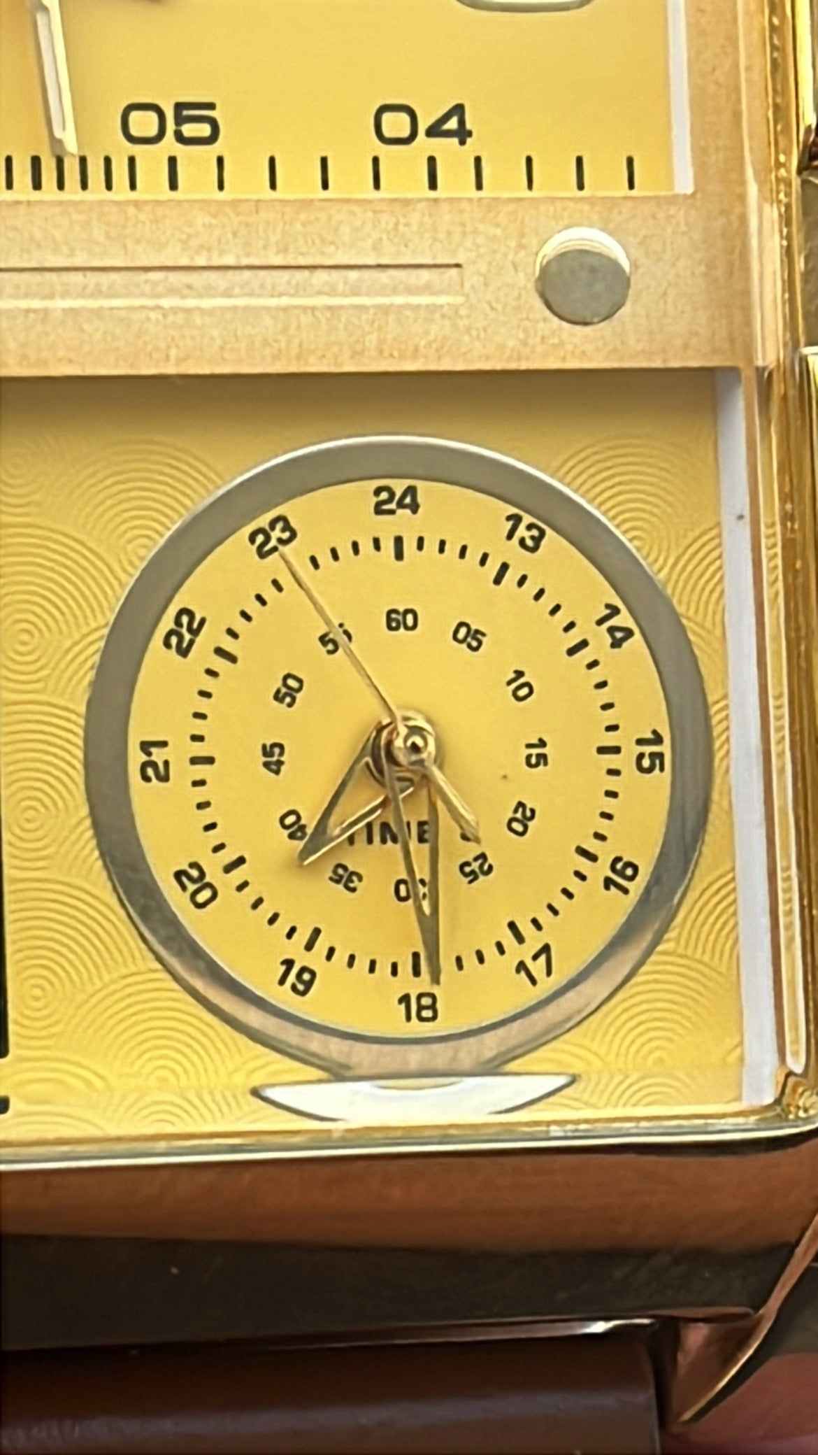 ساعه سكيمي اثريه اصليه اصدار ١٩٨٩ - وارد كويت