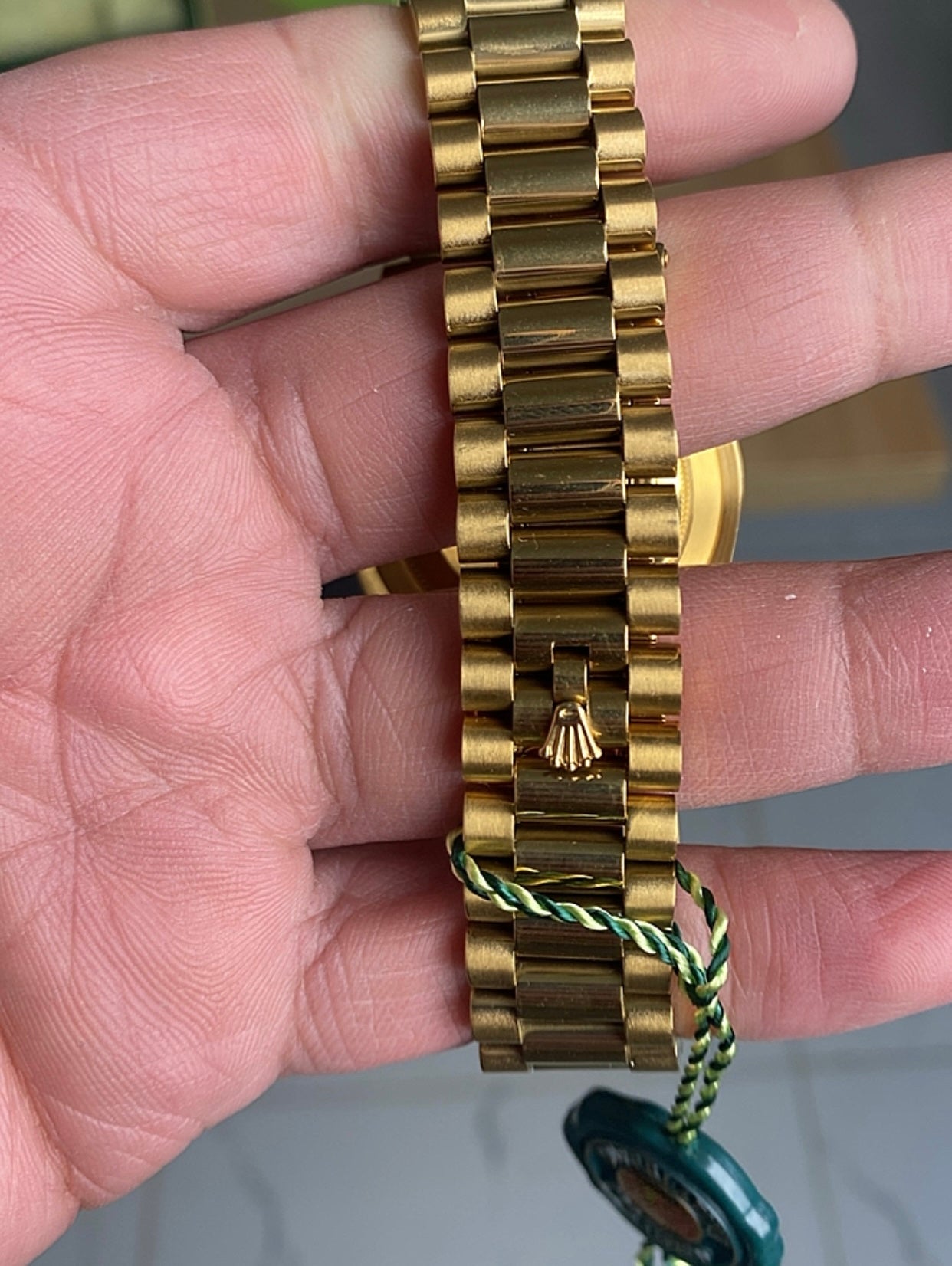 40 mm رولكس داي ديت جرين ديل كلين تايتل ( مستعمل بحالة الجديد)