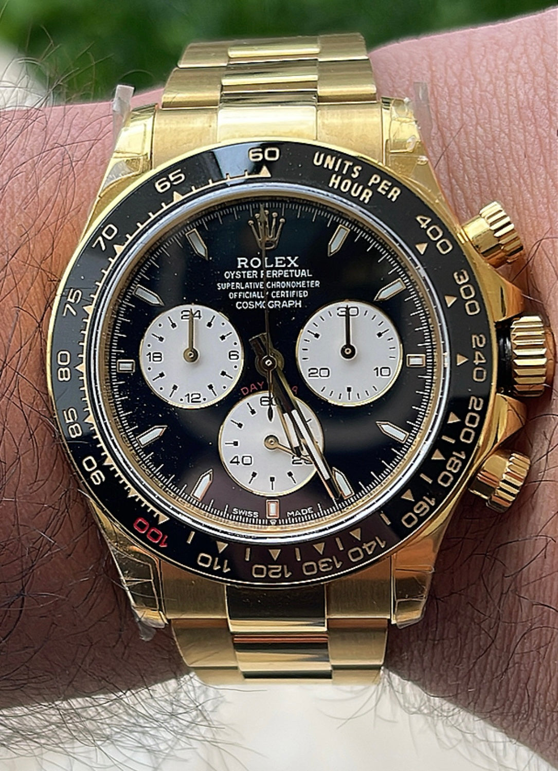 رولكس دايتونايالو جولد - كوزموجراف لا تميز عن الأصلية