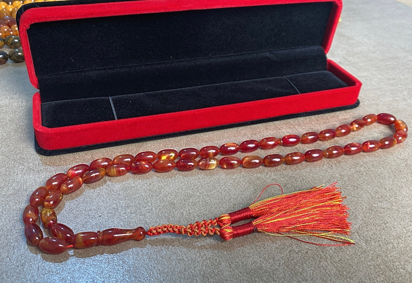 سبحة حجر سندلوس نقي ١٠٠٪  S17- متوفر قطعة واحدة من هذا التصميم