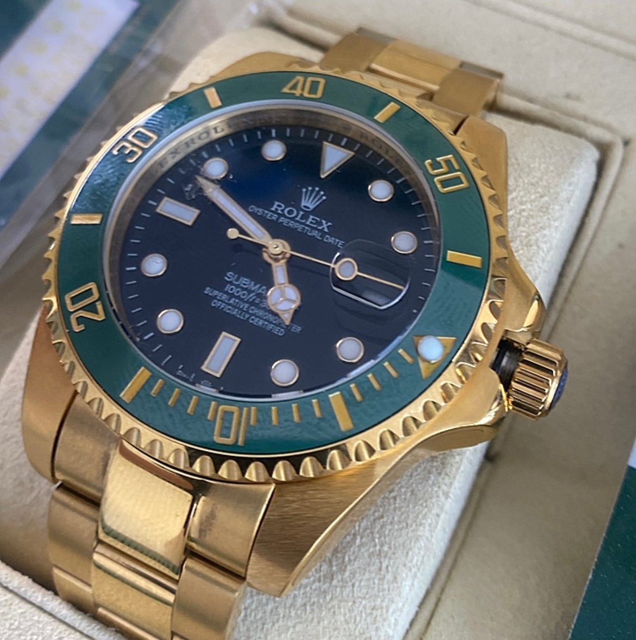 41 mm رولكس سابمارينر ستاربكس مينا اسود + ستراب ذهبي كامل- مستعمل بحالة الجديد