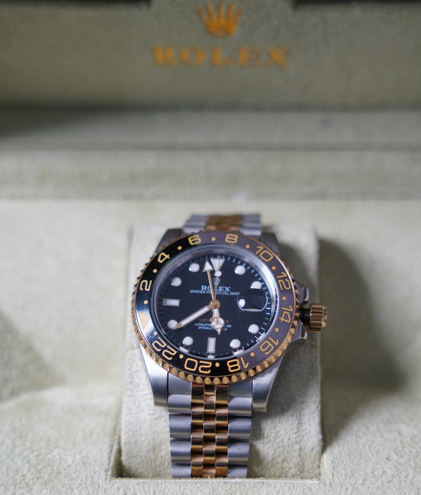 Rolex GMT Master Gold 43 mm