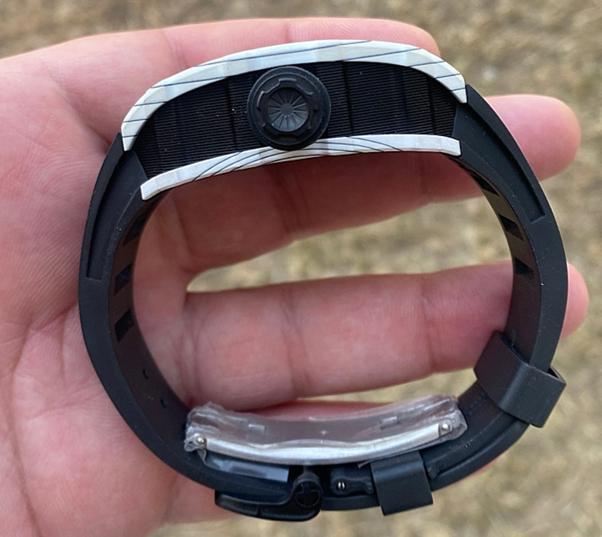 ريتشارد ميل كلين طبق الاصل - متوفر حبة واحدة فقط