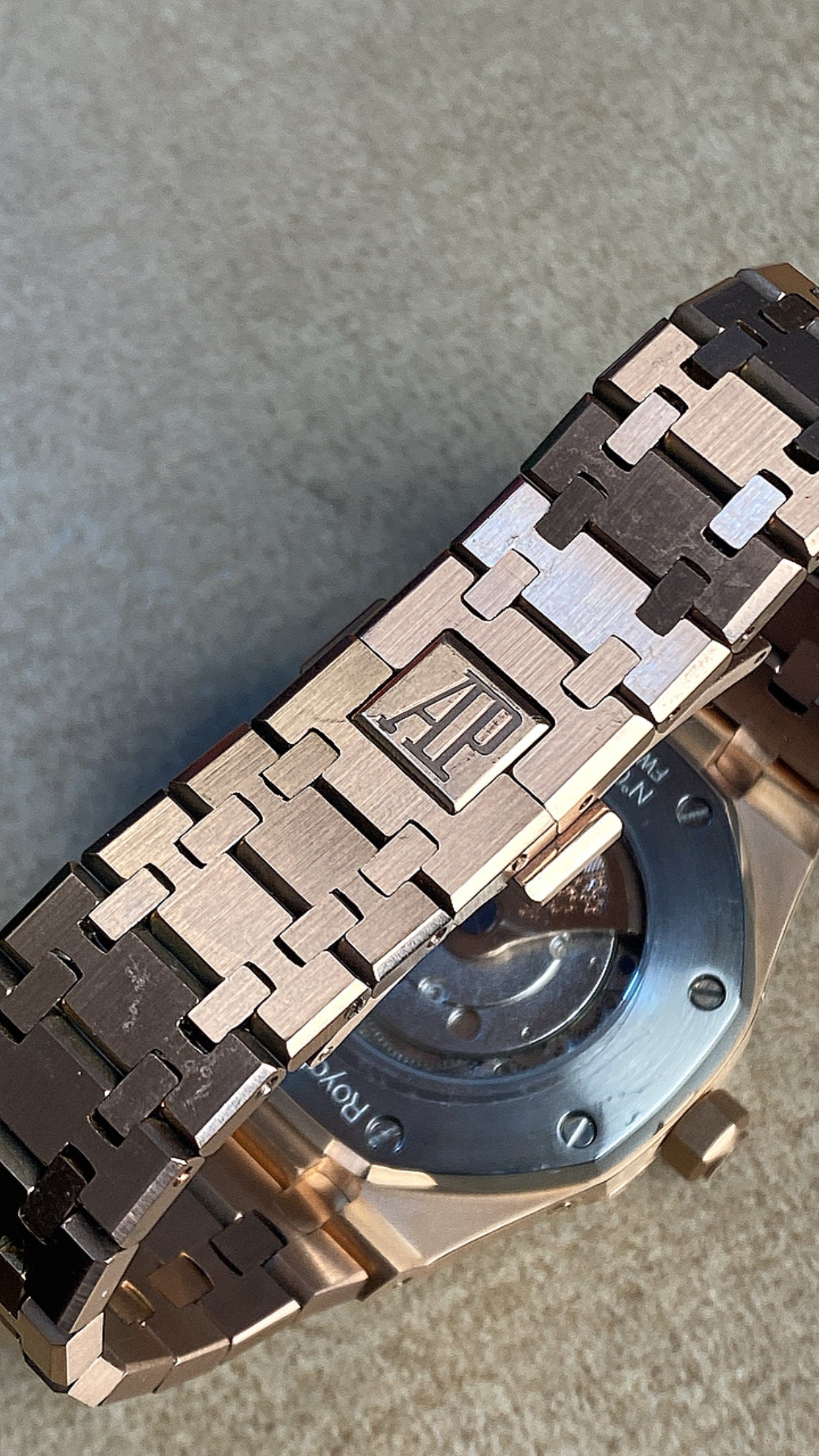 Ap royal ouk  41 mm رويال اوك كلين تاتيل - نادرة جدا جدا -