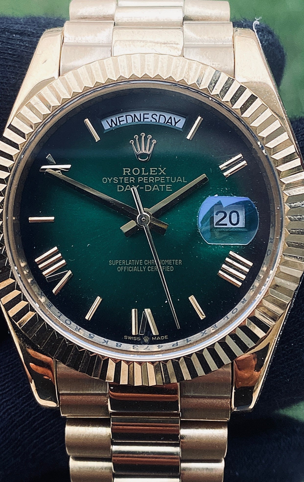 40 mm رولكس داي ديت يالو جولد جرين اومبريه - جراند ماستر