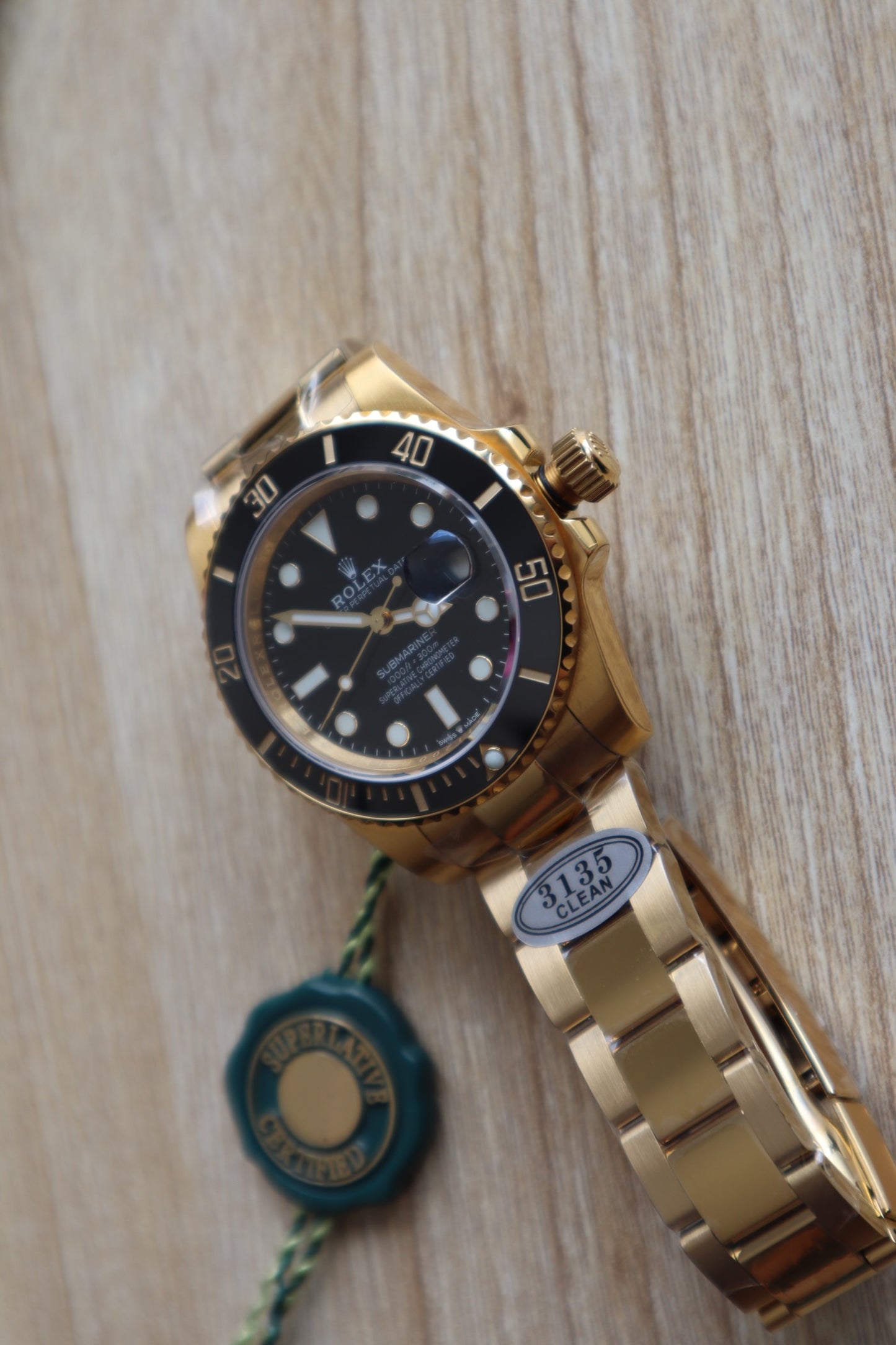 Rolex Submariner Yellow Gold - قطعة واحدة كلين