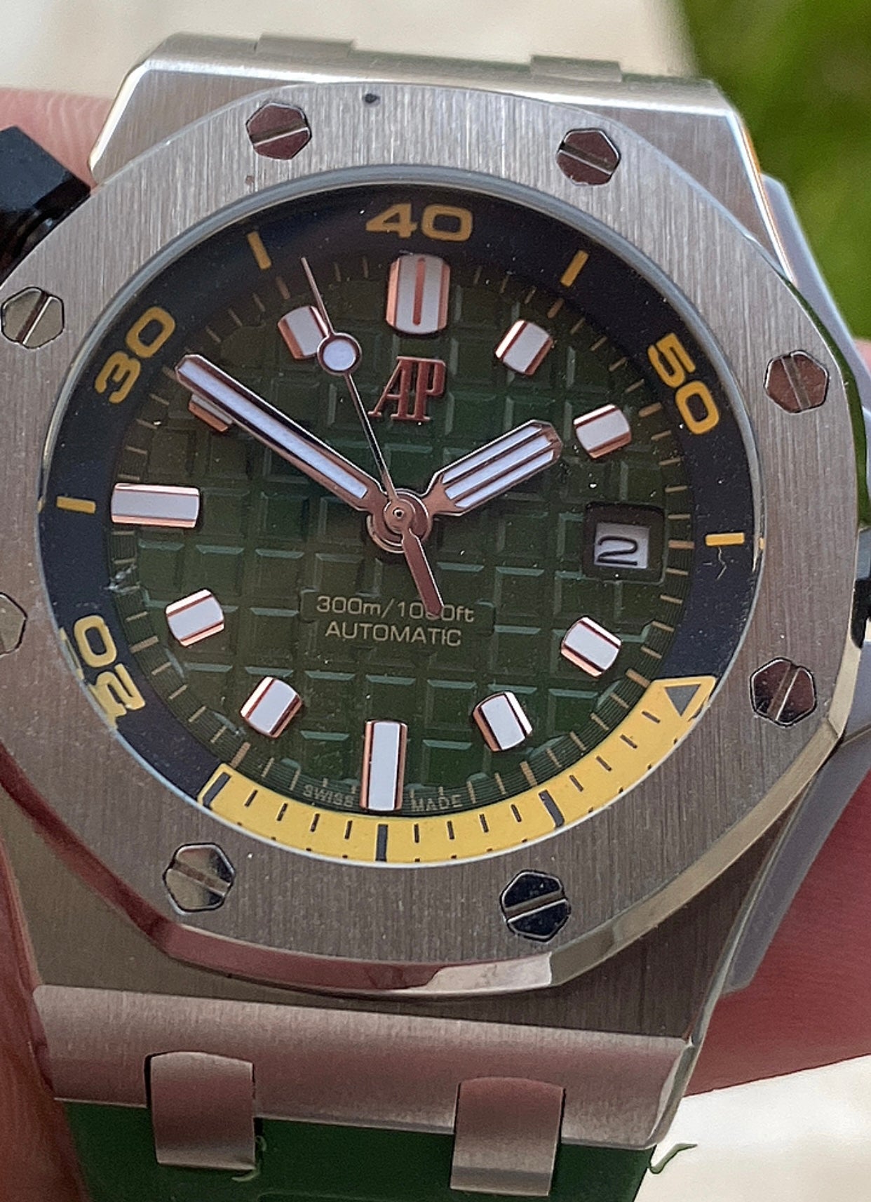AP offshore 42 mm  - اوف شور كلون طبق الأصل - قطعة واحدةا لون اخضر جيشي   (AP 4)