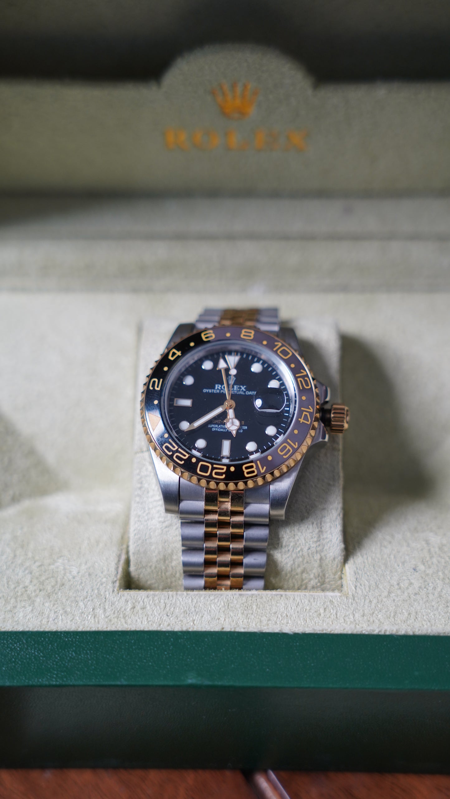 Rolex GMT Master Gold 43 mm