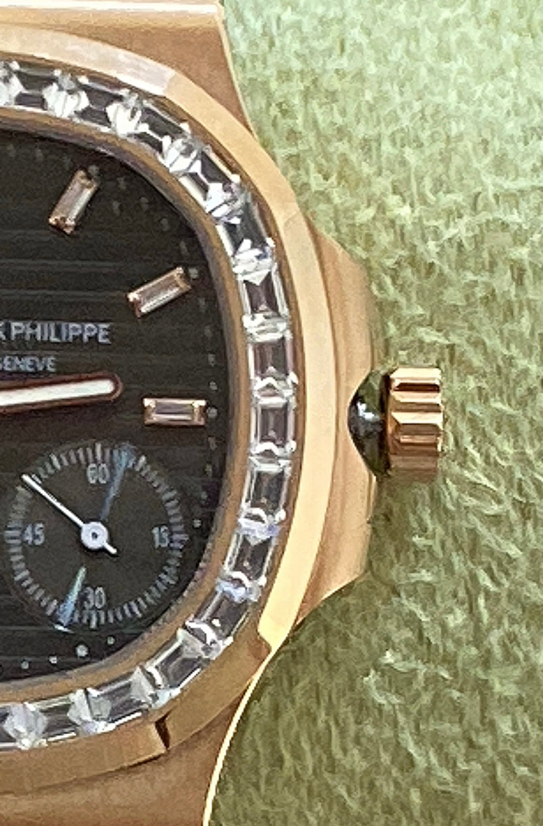patek philippe 5712 - تطابق ١٠٠٪ ماكينة سويسري ذهب وردي عيار ١٨ طلاء بنفس درجة الباتيك جلد طبيعي  حجر زركيون مطابق للالماس