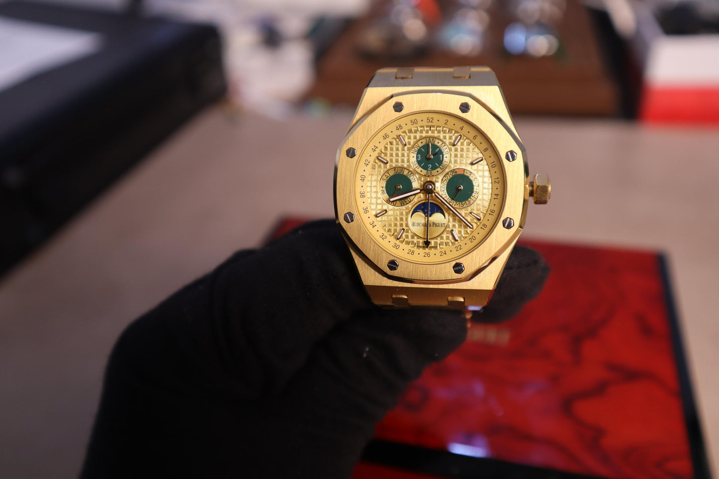 AP ROYALOAK - اي بي رويال اوك بربتشوال كاليندر