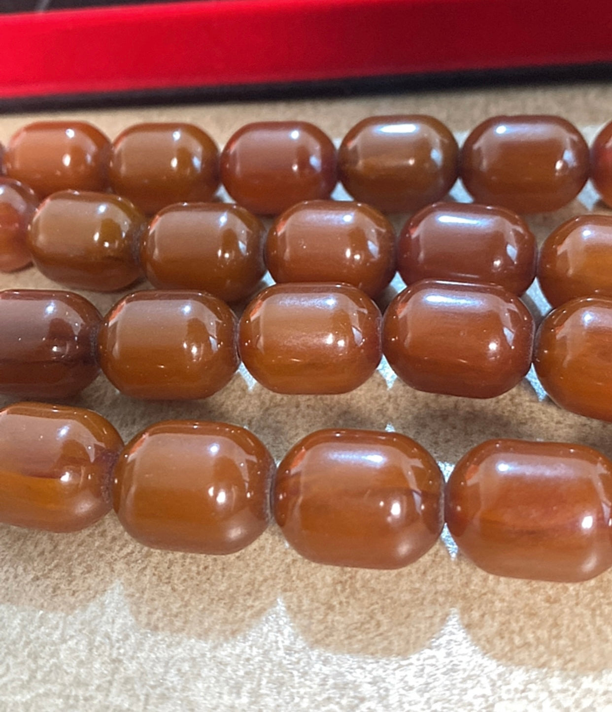 سبحة سندلوس حجر قديم اكثر من 40 سنة s40