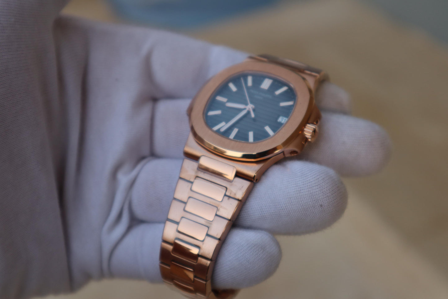 PATEK Philippe 5711- نوتلس روزجولد كلين