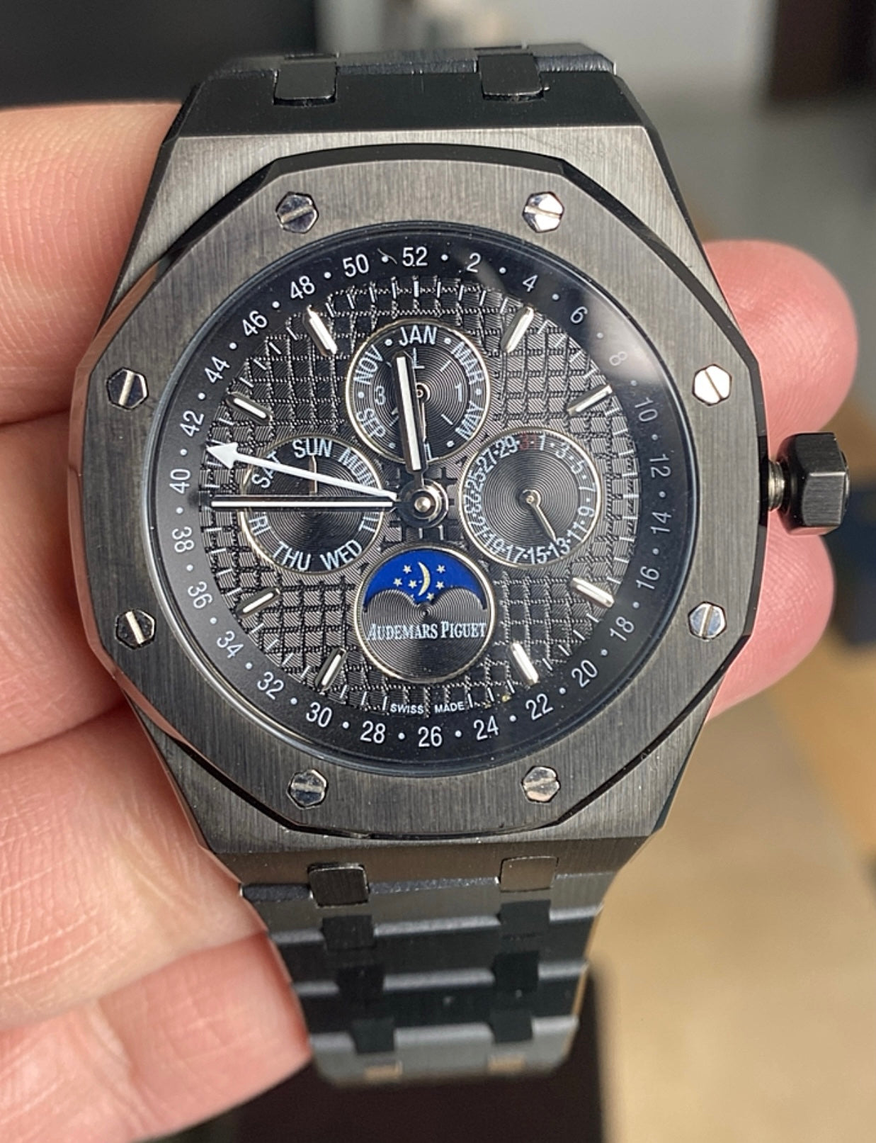 AP Royal Oak Calendar 41 mm - أي بي رويال اوك كاليندار اسود