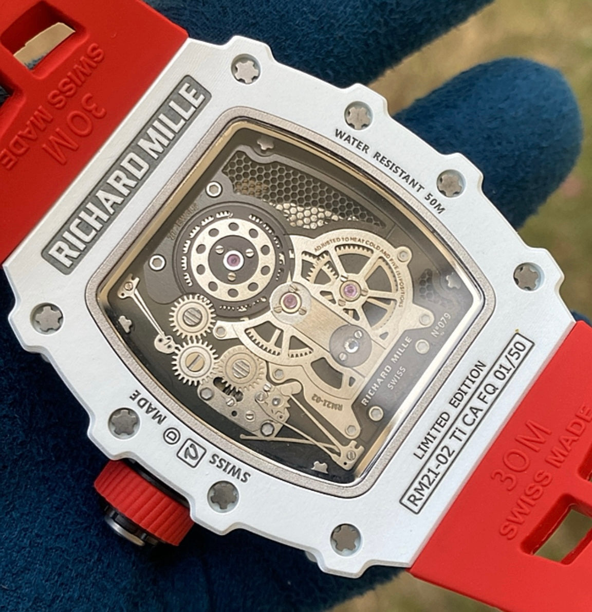 RM-21-02 Limited - حبة واحدة طبق الأصل ويا وقمها السلسلي المحدود