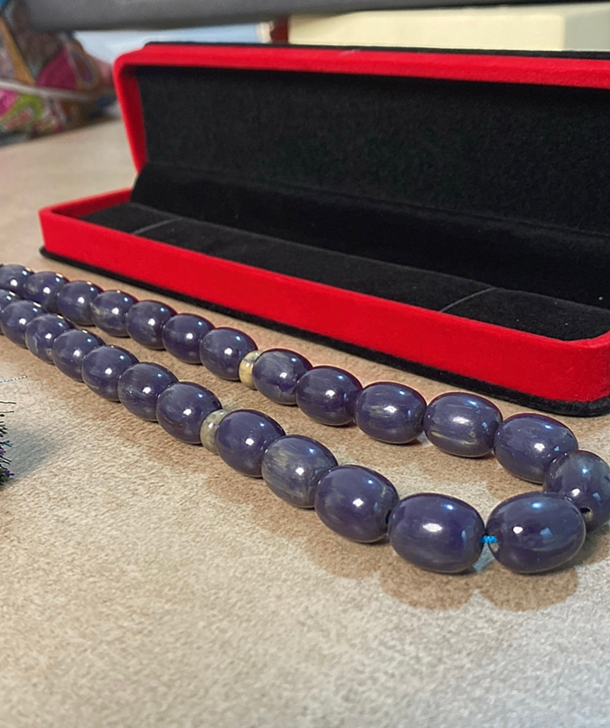 سبحة سندلوس قديم اكثر من ٢٠ سنة - سندلوس نقي متوفر قطعة واحدة S33