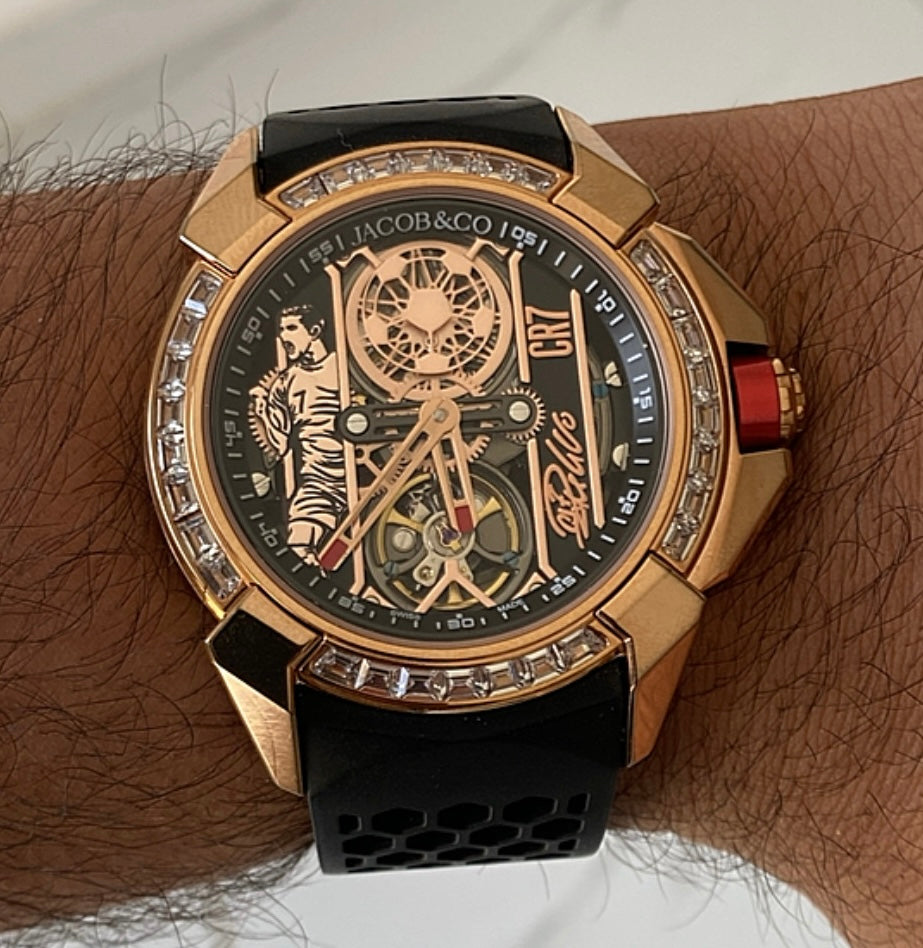 (السعر بالدينار الأردني 550 / كلين مطابقة للأصلية )Jacob & Co CR7