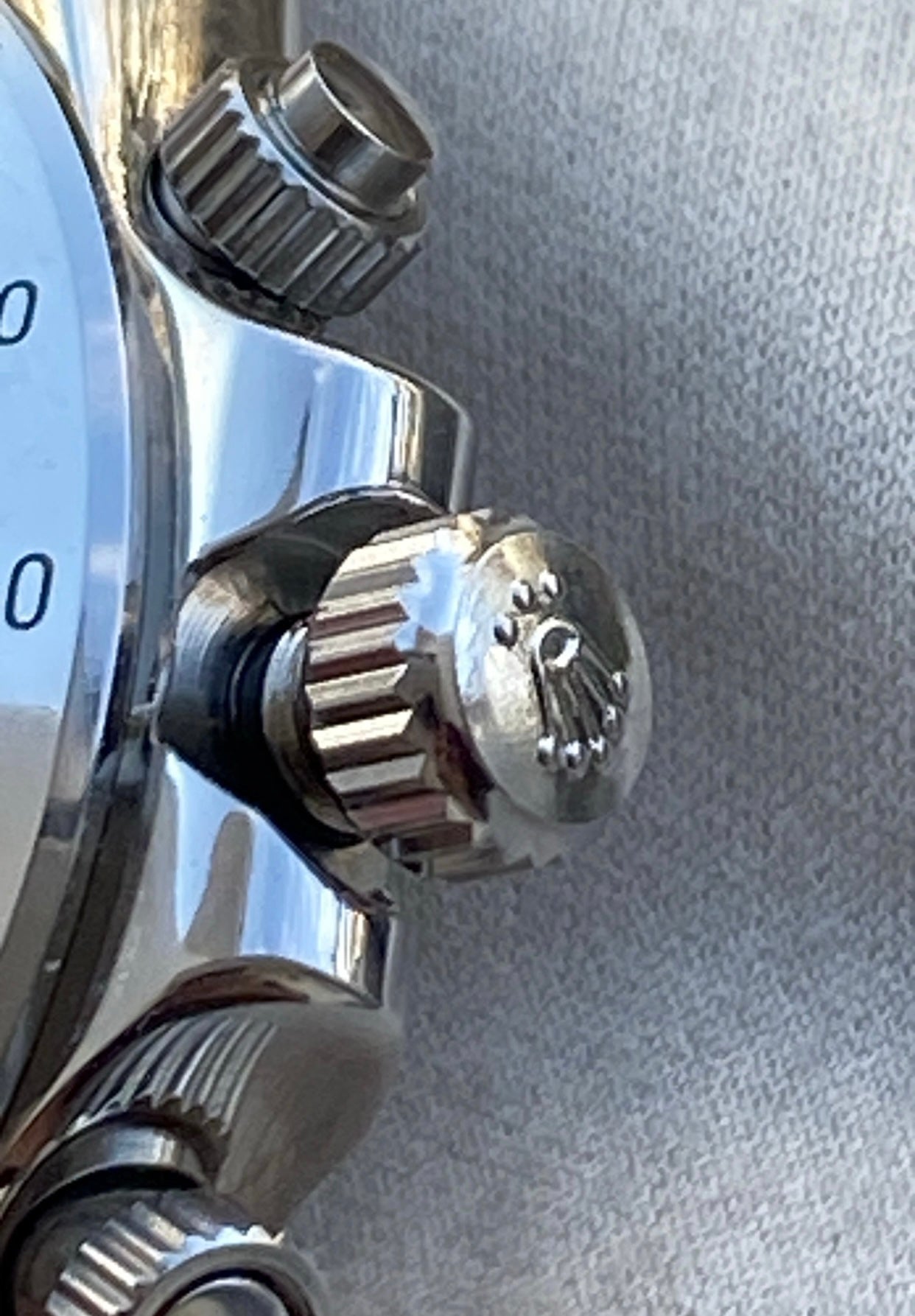 ساعه دايتونا كرونوجراف مسلتعمله قطعه واحده -قيمتها بالسوق اعلى من هيك بكثير