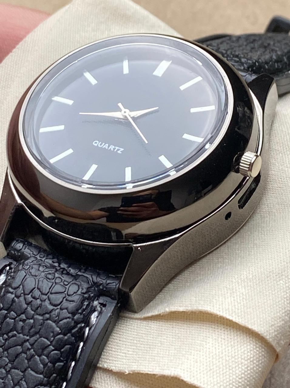 ساعه مايكل انرجايزر لايت ساعة مزودة بولاعة