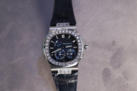 Patek Philippe Nautilus 5712 (نسخة كلين مطابقة للأصلي)