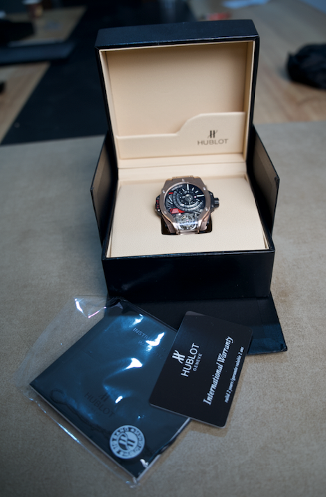 Hublot M9 Rose Gold - ساعة نادرة جداً