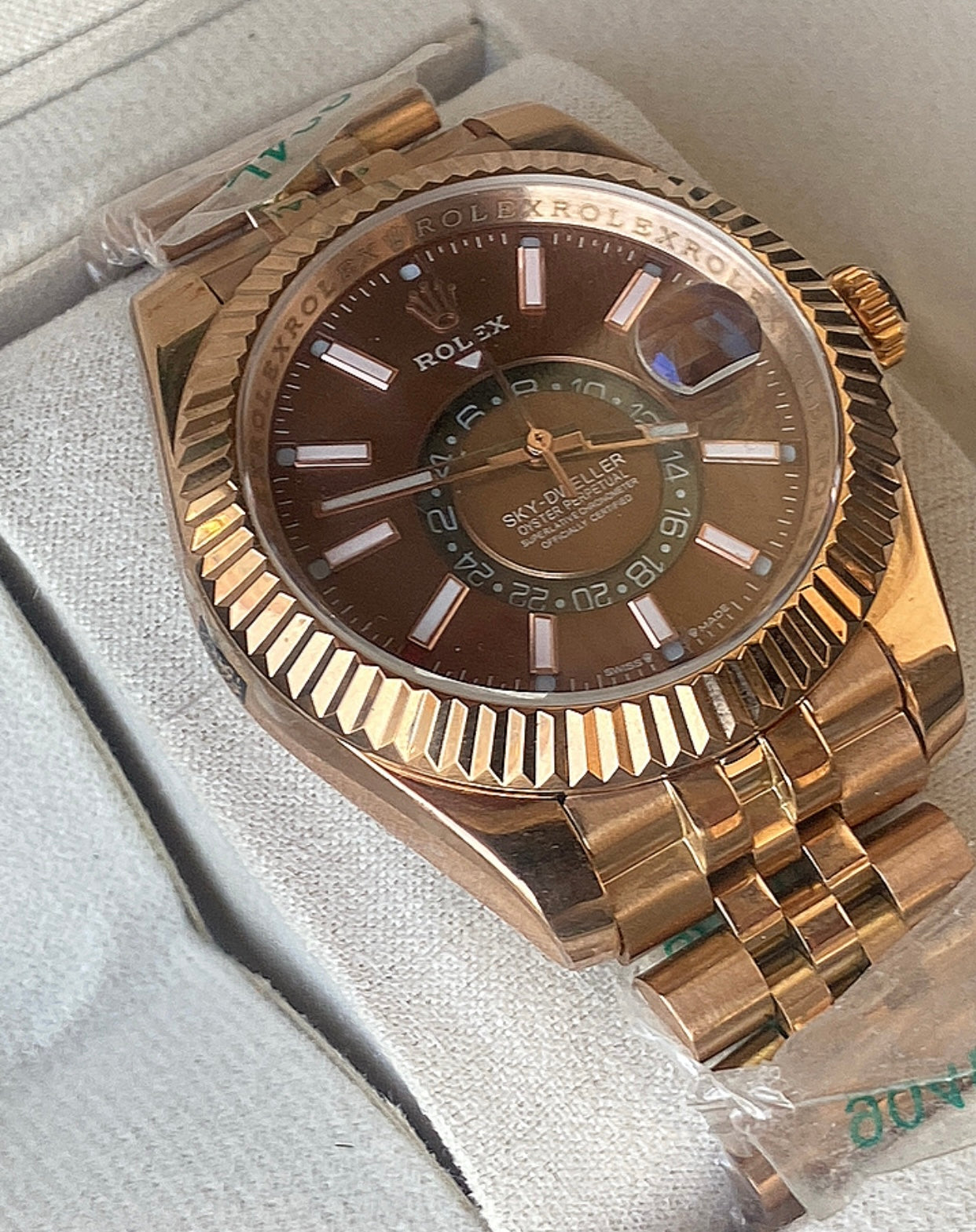 42 mm ساعة رولكس سكاي دولر سوبر كلين - روز جولد بالكامل