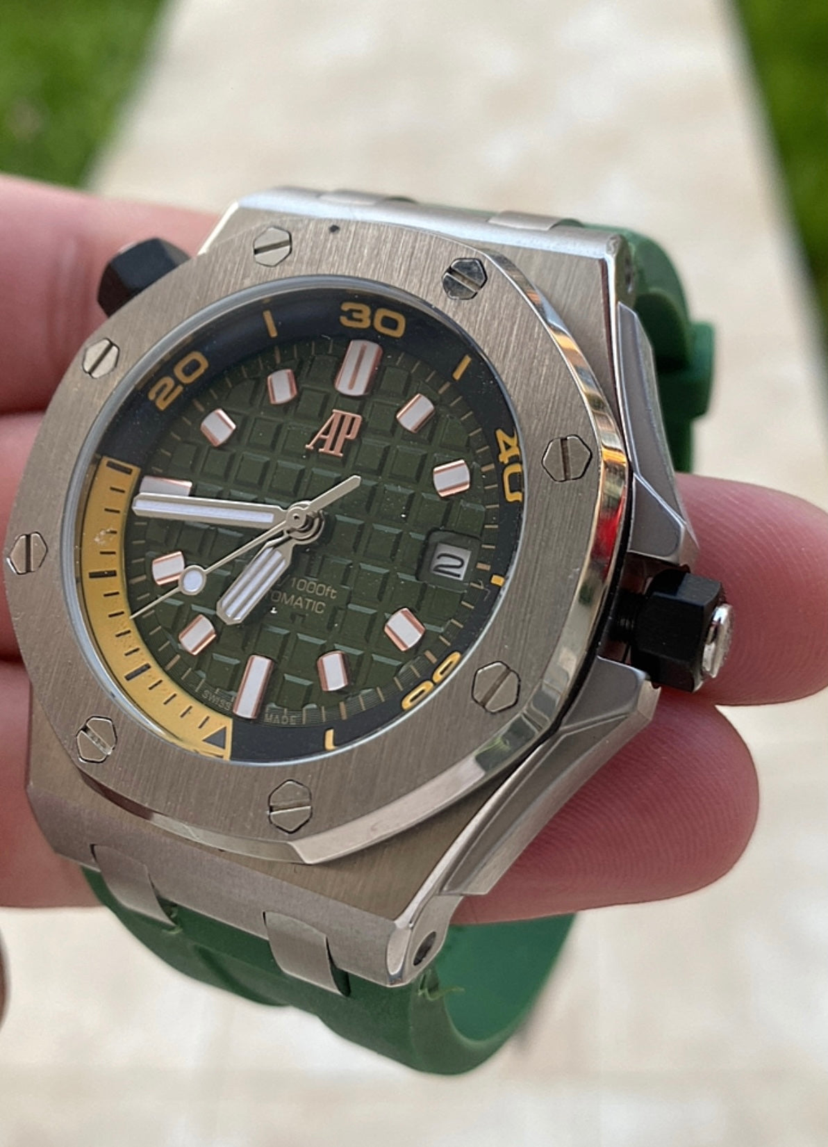 AP offshore 42 mm  - اوف شور كلون طبق الأصل - قطعة واحدةا لون اخضر جيشي   (AP 4)