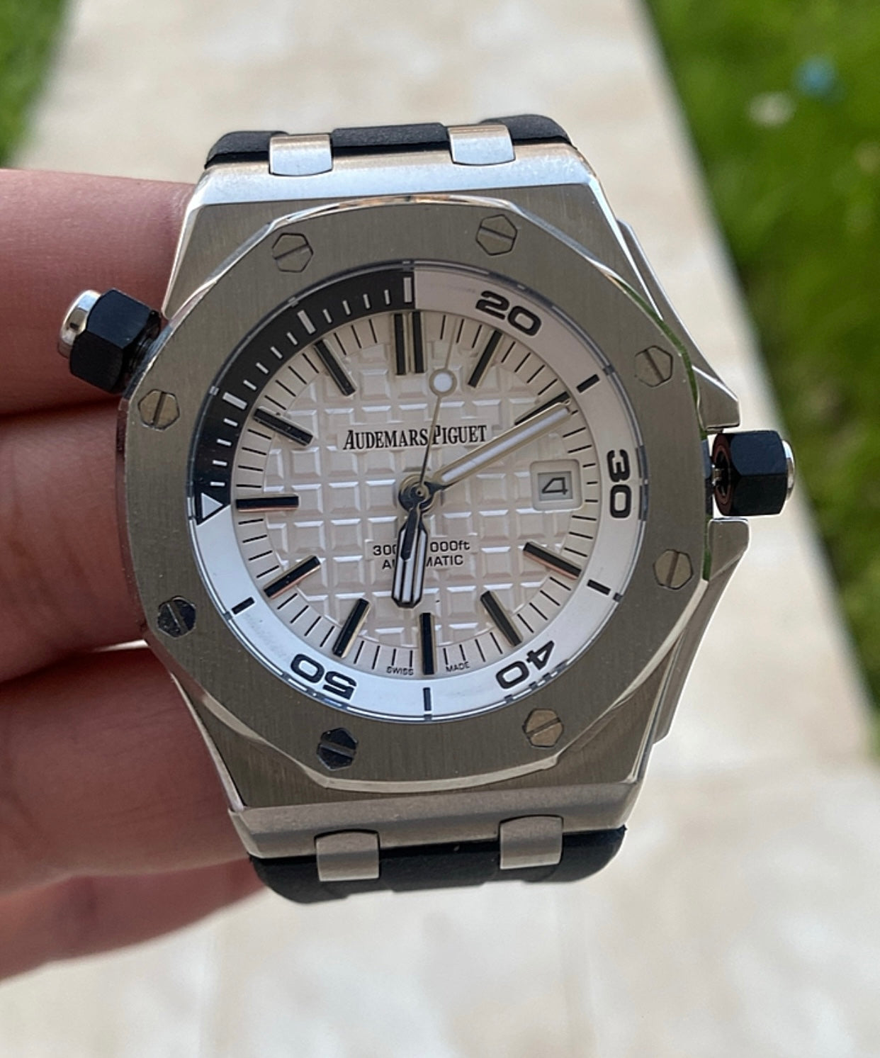 AP offshore  42 mm - اوف شور كلون طبق الأصل - قطعة واحدة ابيض و سلفر(AP 1)