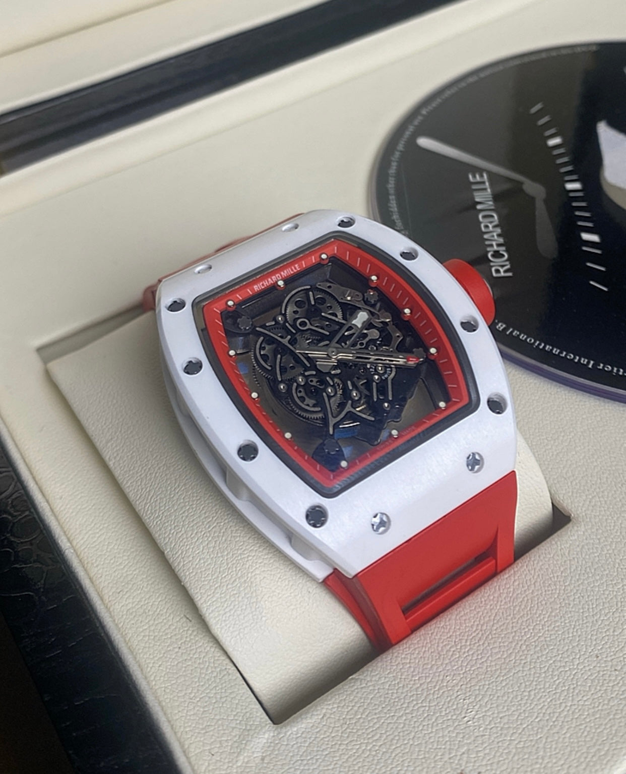 RM 55 Bubba watson Red Ceramic 2024- ريد سيراميك قطعة واحدة (RM 3)