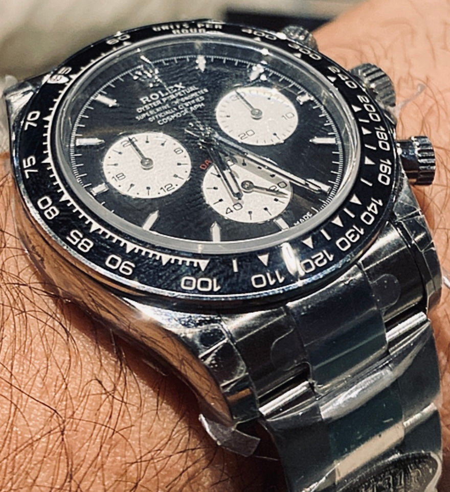 رولكس دايتونا كوزموجراف تطابق ١٠٠٪