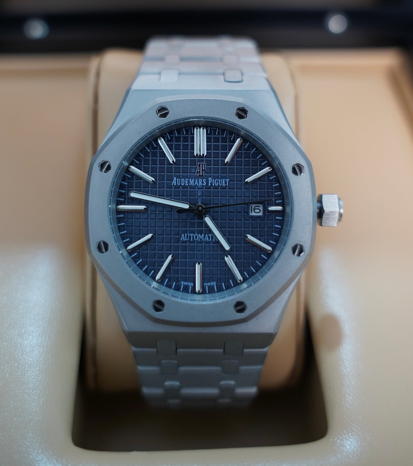 AP ROyal Oak 41 mm  - رويال اوك او سوبر كواليتي