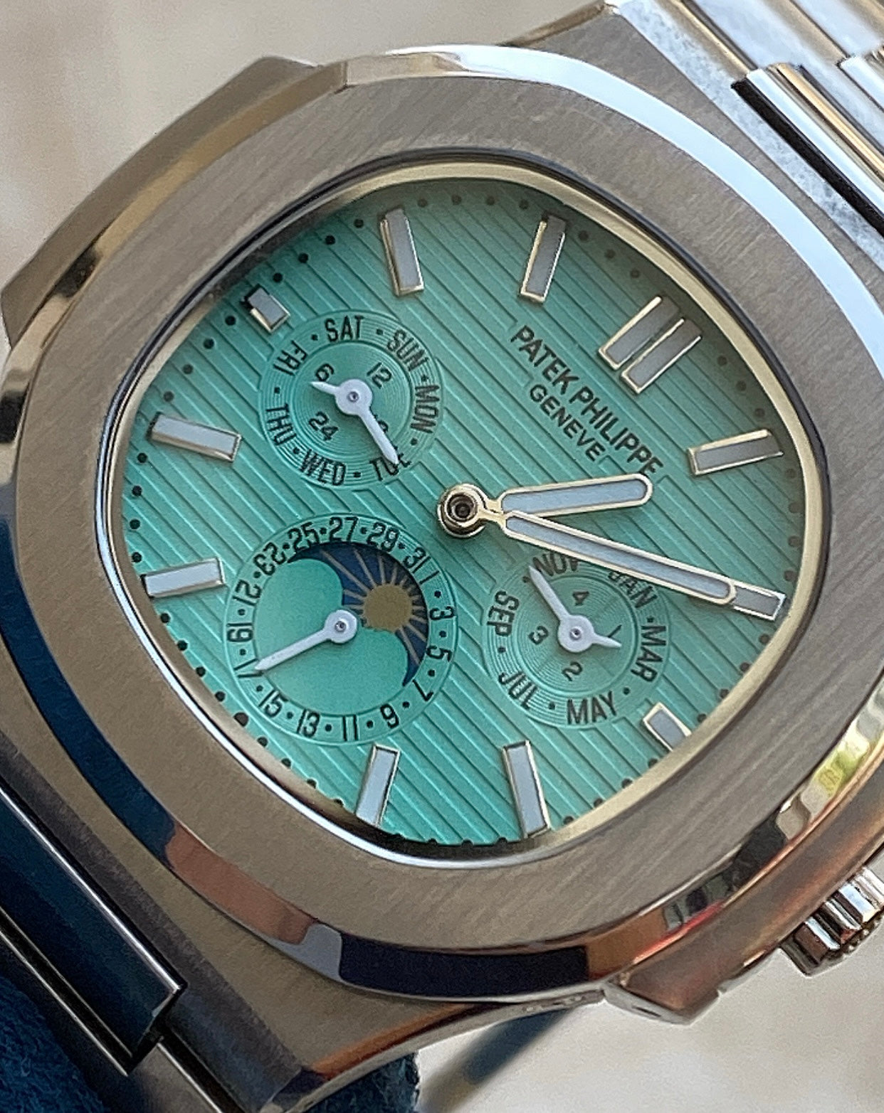 PATEK Philippe Tiffany - باتيك فيليب كاليندر مينا تيفاني جراند ماستر