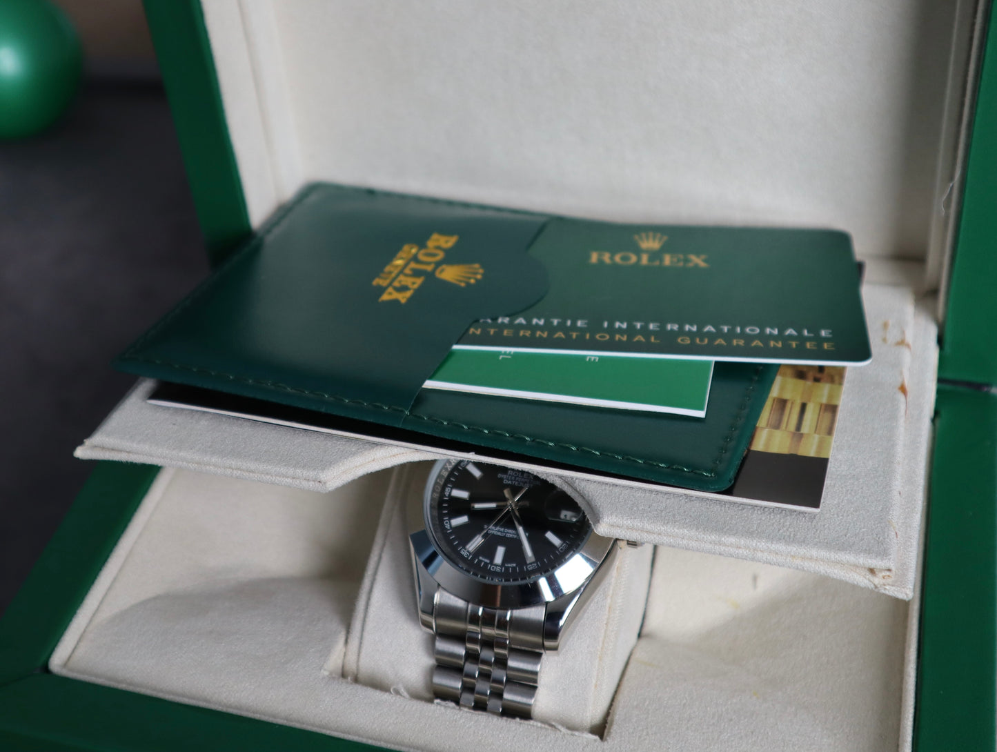 Rolex Datejust - رولكس دايت جست جراند ماستر طبق الأصل متوفر قطعتين (السعر بالاردني 300)