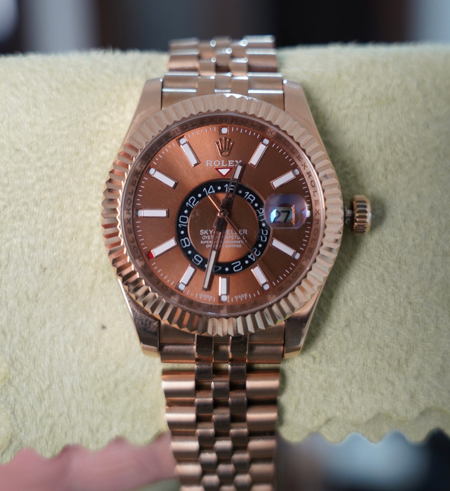 42 mm السعر بالاردني ٣٠٠ دينار رولكس سكاي دولر روز جولد سوبر كواليتي