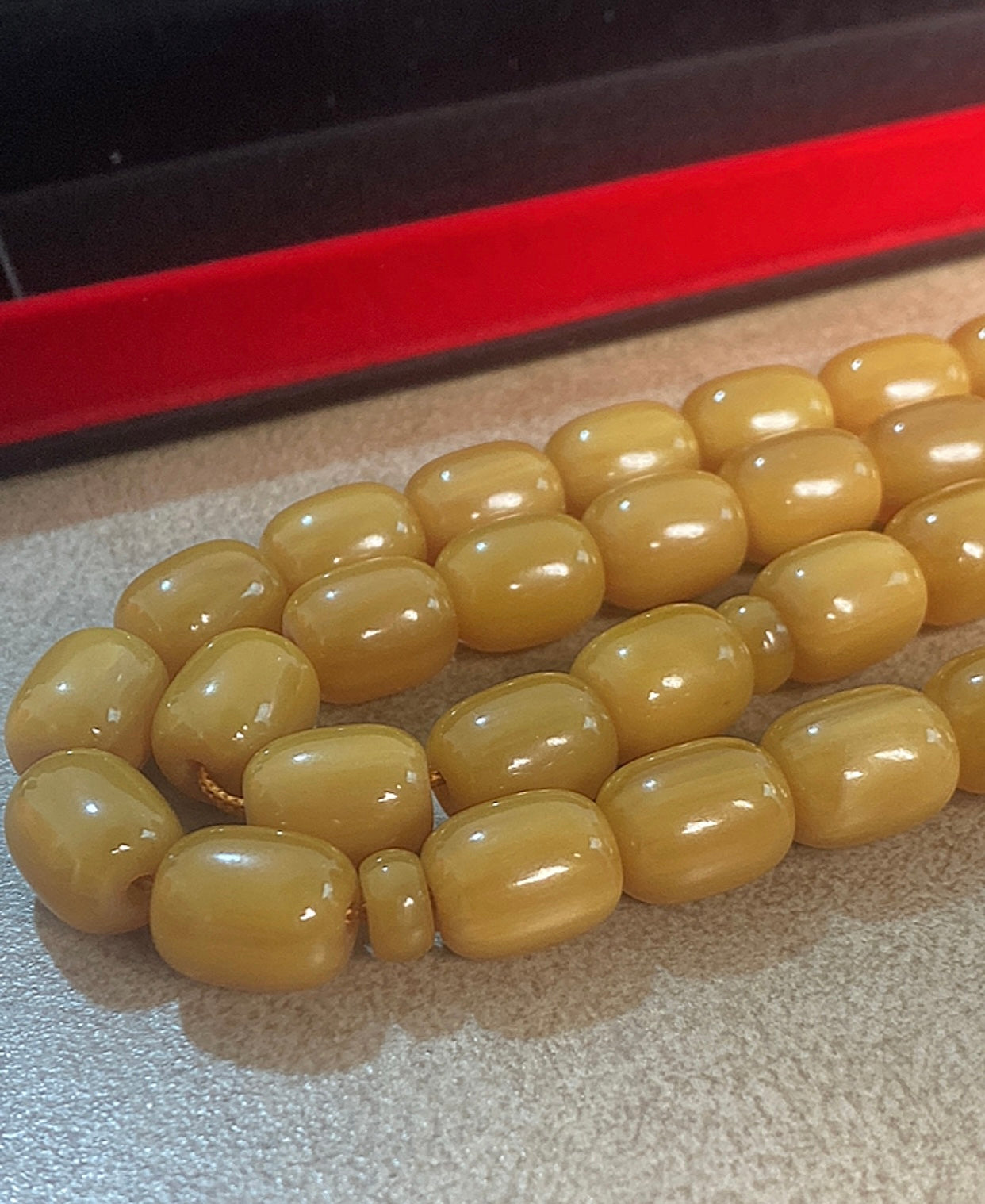 سبحة سندلوس حجر قديم اكثر من 20 سنة s41