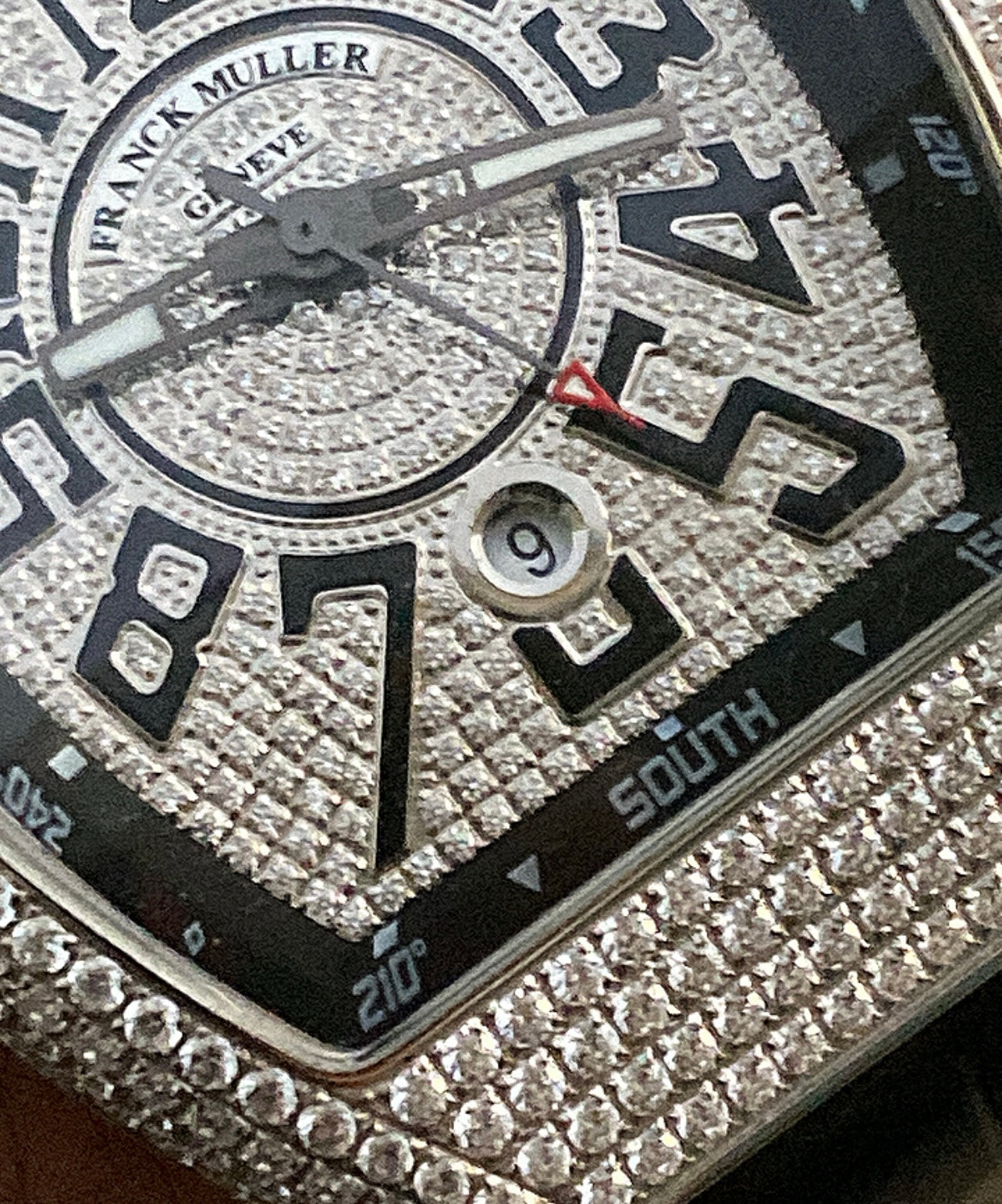 فرانك مولر كلين طبق الاصل (السعر بالاردني 500دينار واصلة لعمان)