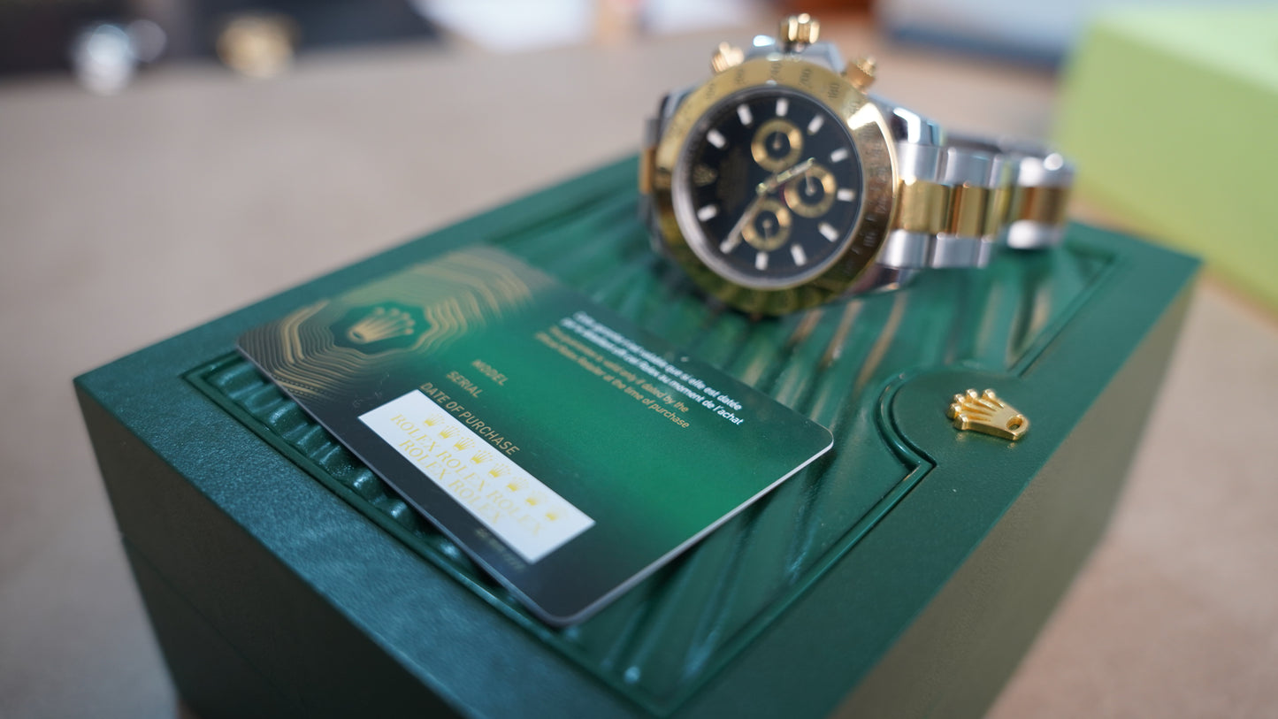 Rolex Cosmograph Daytona Yellow Gold & Black 40 mm