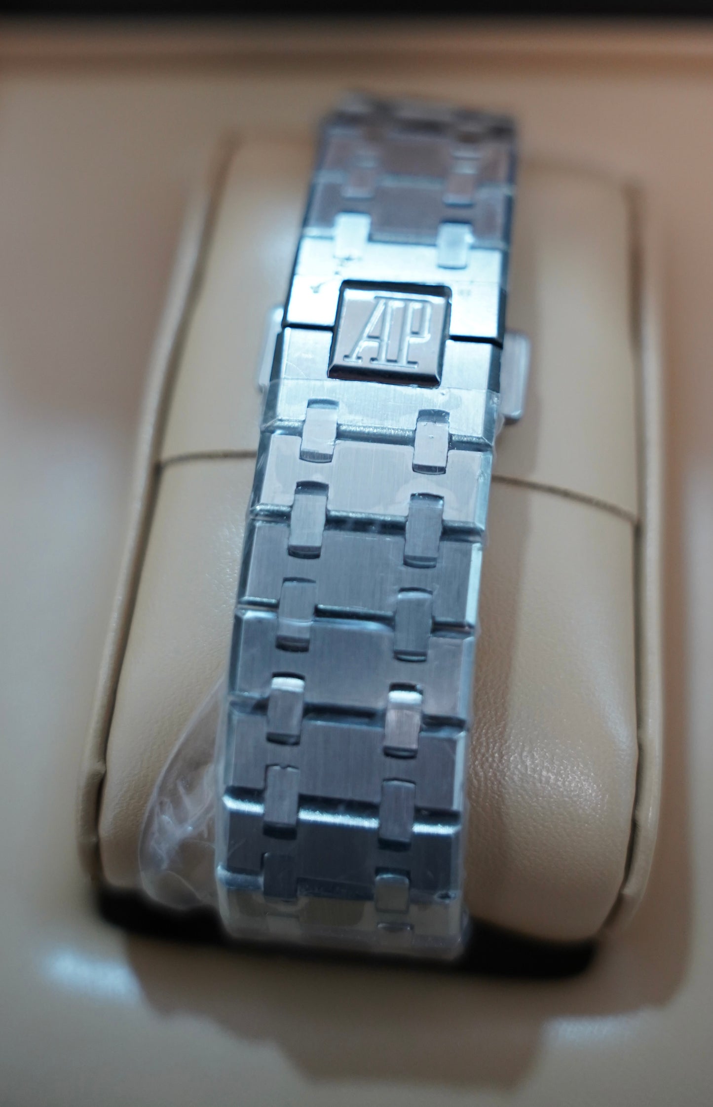 AP ROyal Oak Offshore 41 mm  - رويال اوك اوف شور سوبر كواليتي