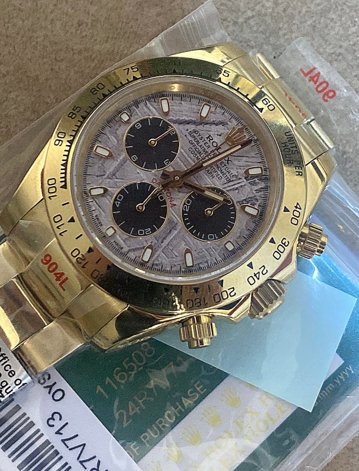 روليكس دايتونا جولد مينا ماربل ٢٠٢٤ - كلين قطعة واحدة