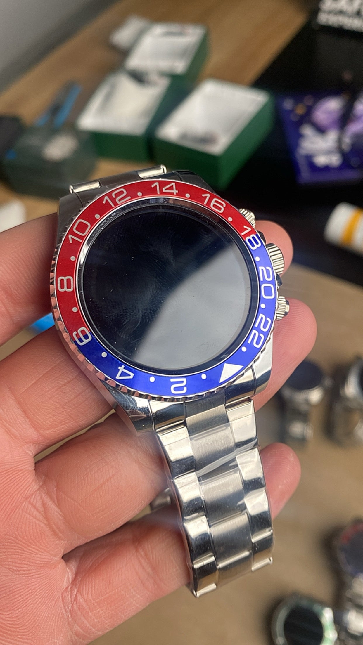 ساعه ببسي فضي و ذهبي + سماعات ماي بودز