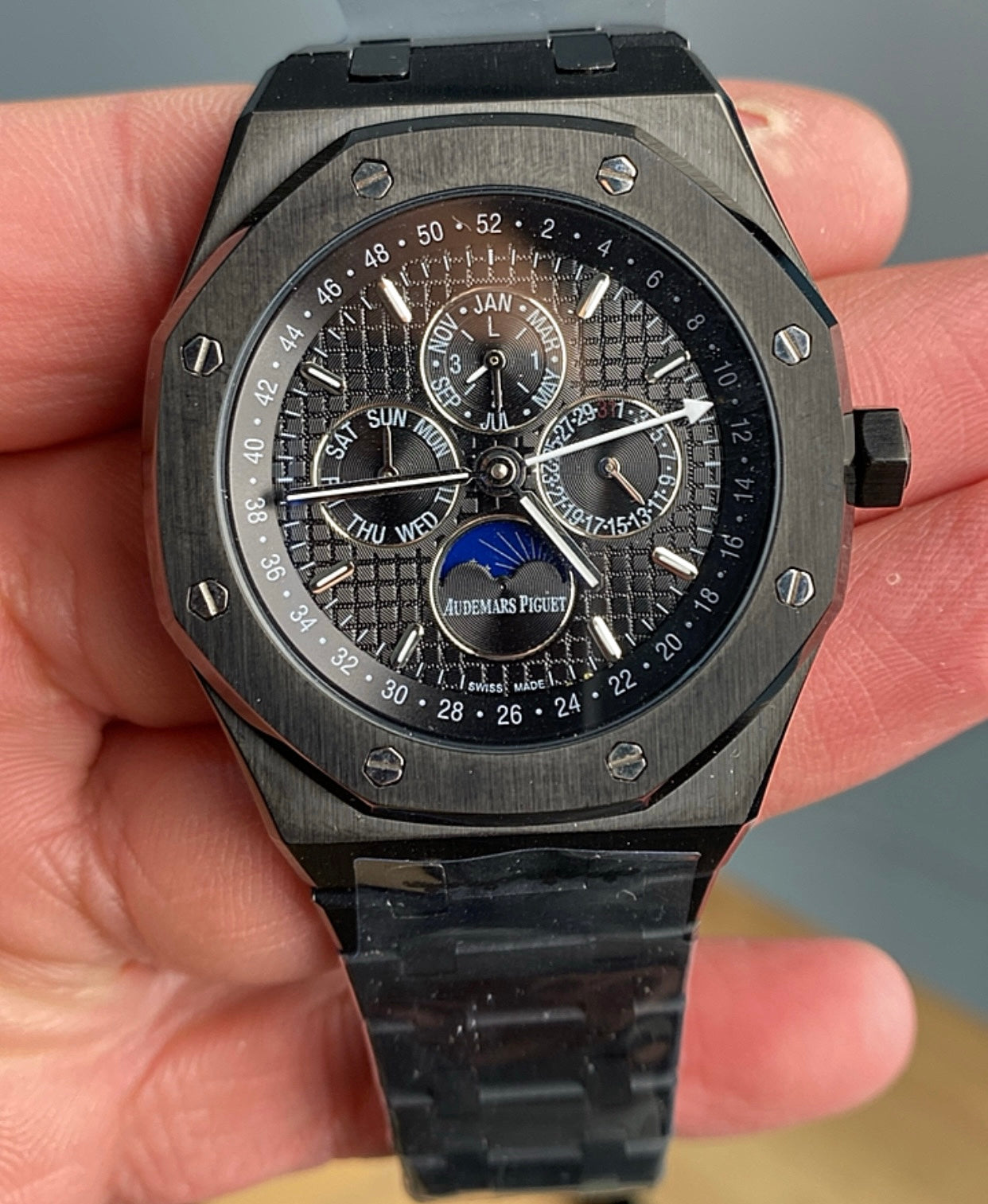 Audemars Pigue Royal Oak Calendar 41 mm (كلين تايتل)