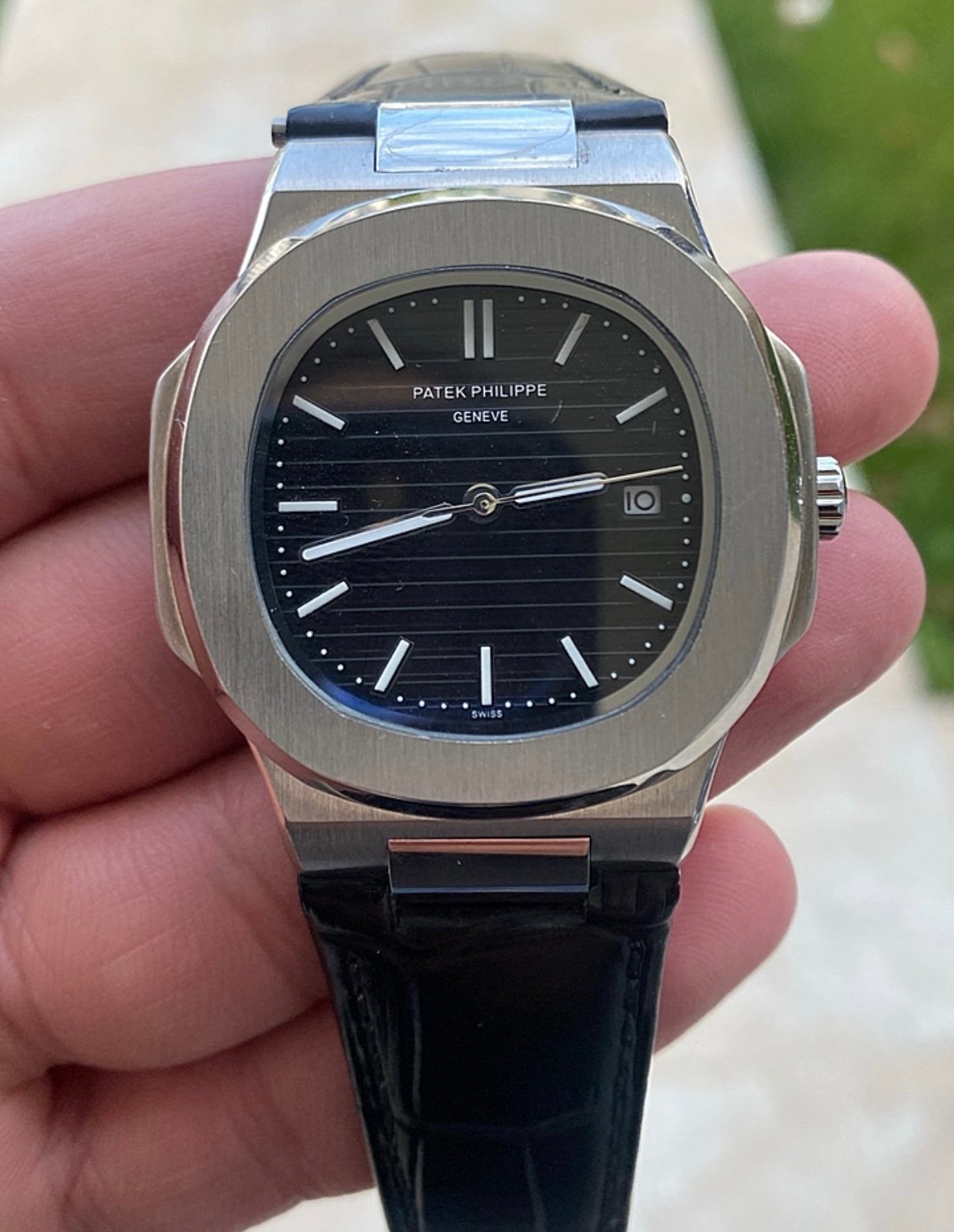 40.5 mm باتيك فيليب نوتلس - جلد داخل اسود - كلين تايتل