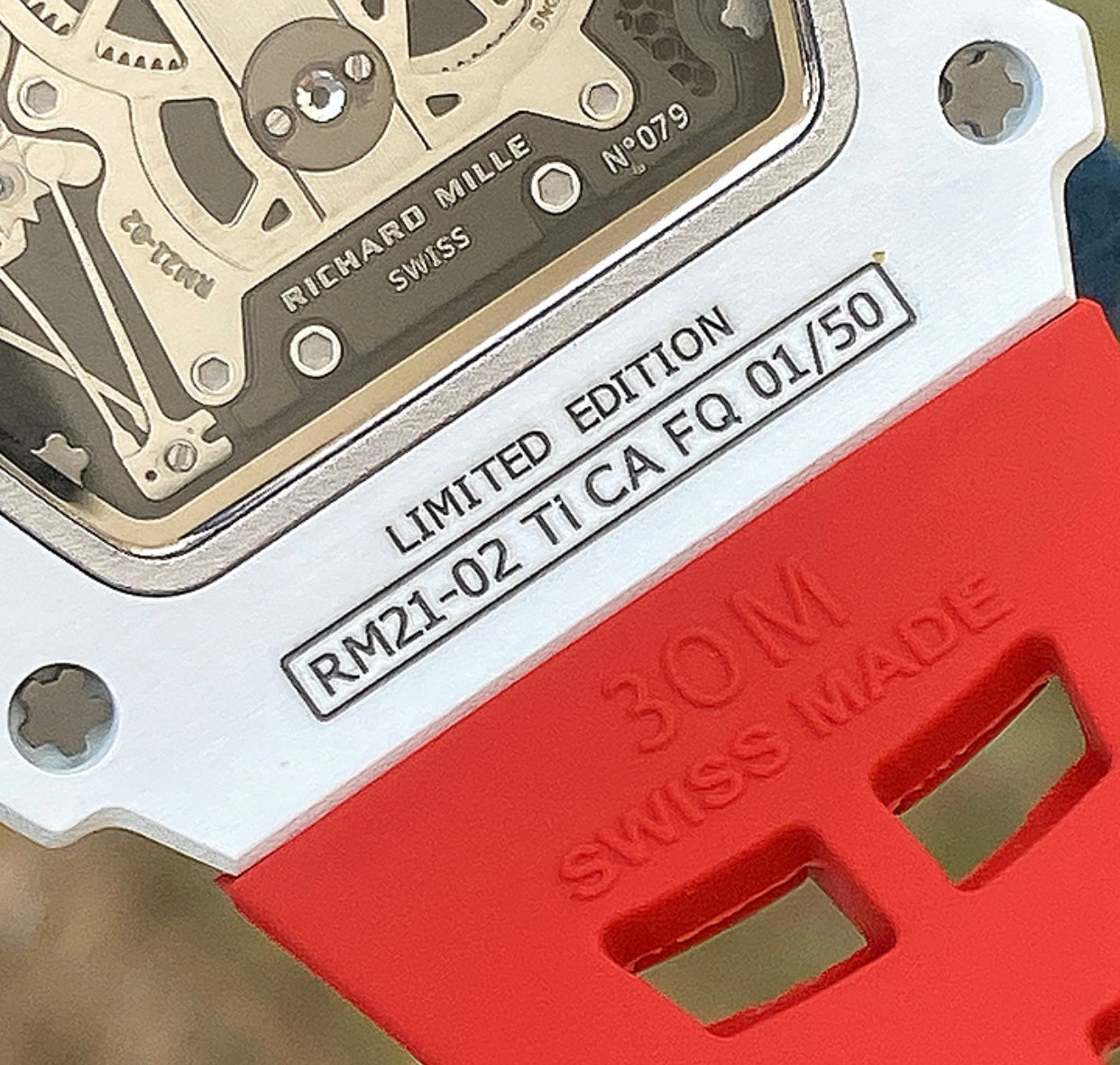 RM-21-02 Limited - حبة واحدة طبق الأصل ويا وقمها السلسلي المحدود