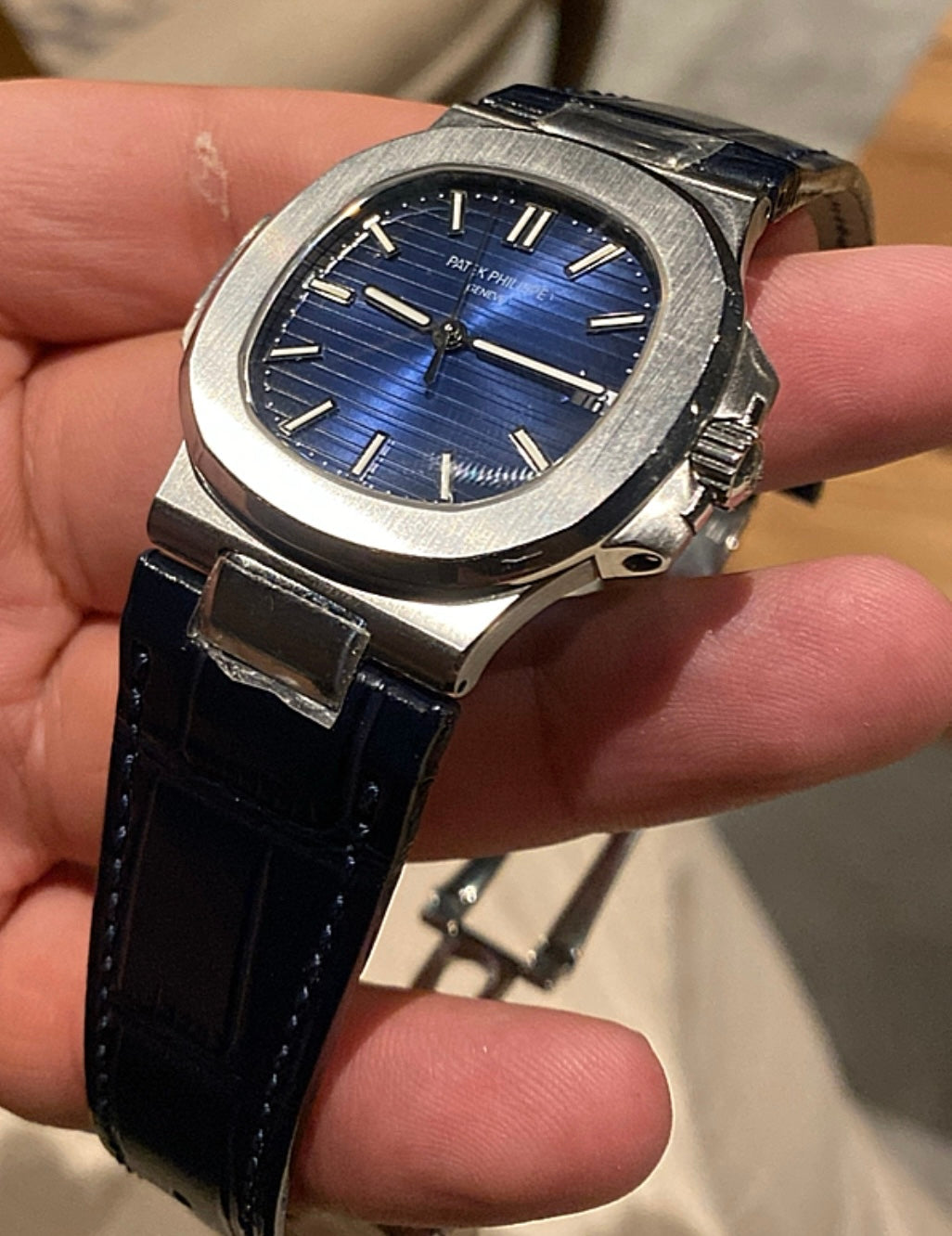 باتيك فيليب نوتلس ٥٧١١ كلين تطابق ١٠٠٪