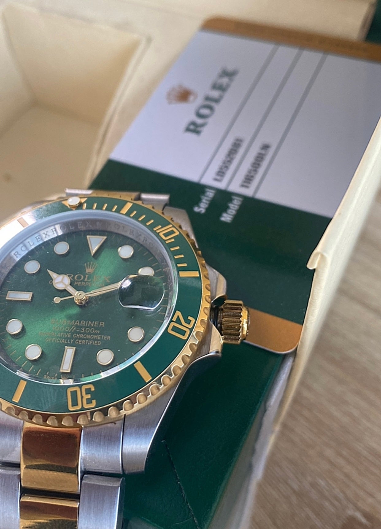 41 mm رولكس سابمارينر ستاربكس مينا اخضر + ستراب فضي و ذهبي- مستعمل بحالة الجديد