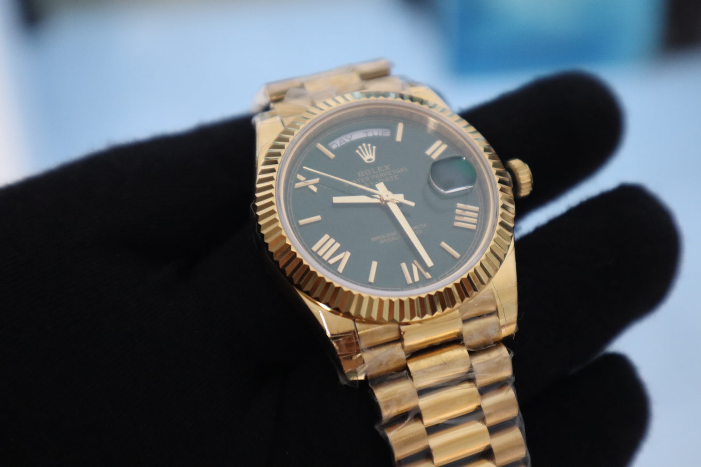 DayDate Yellow Gold - قطعة وحدة كلين طبق الأصل