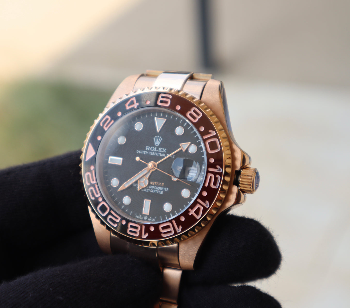 (السعر بالدينار الأردني 300 دينار)Rolex GMT Master RootBeer  رولكس روت بير جراند ماستر اوتوماتيك