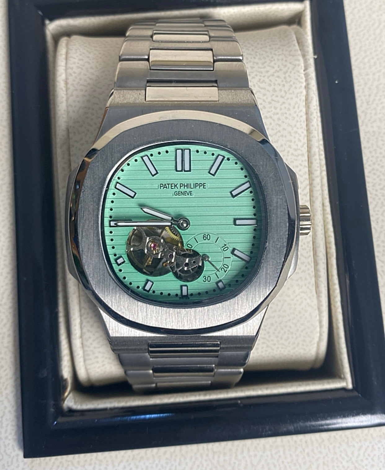 40.5 mm باتيك فيليب نوتلس تيفاني - اصدار خاص
